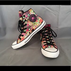Unique Zipper Pouch High Top Converse